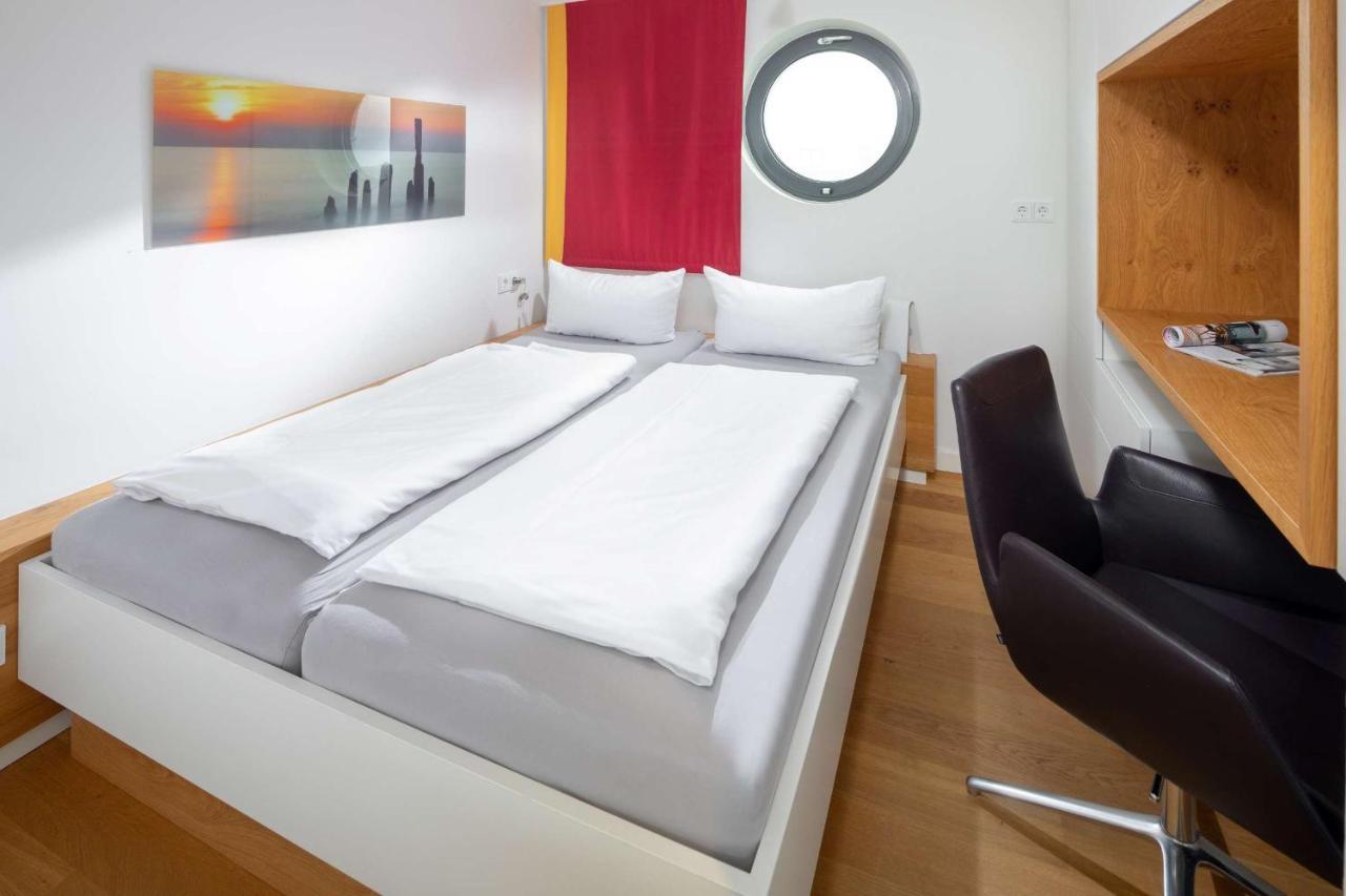 Schippers Huus 12 - Bowendeck Apartment นอร์เดอร์ไน ภายนอก รูปภาพ
